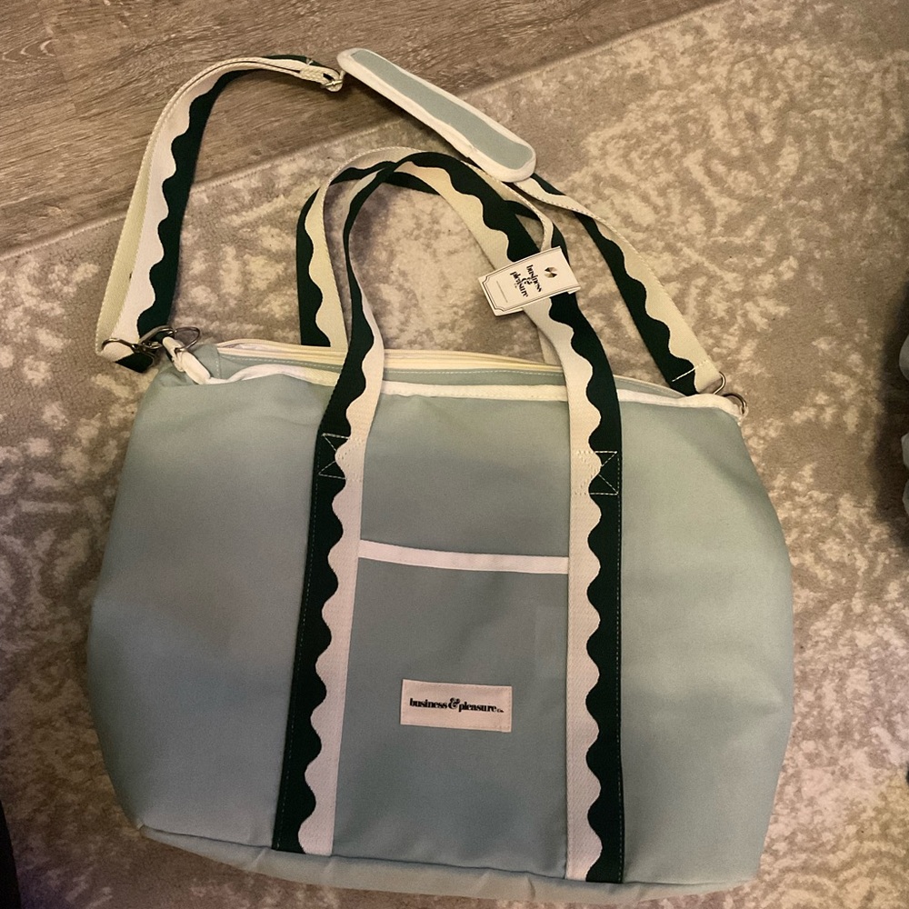 Business & PleaInsulated Tote